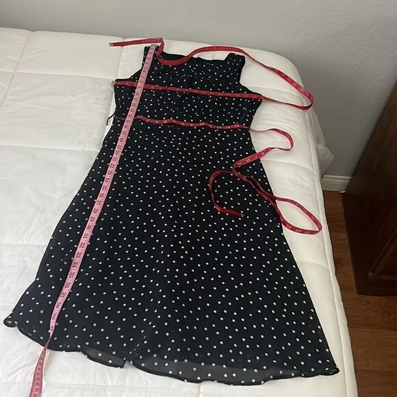 R&K Dress Size 8 Black White Polka Dots Scoop Neck Sleeveless Midi Sheer Lined - Picture 10 of 10